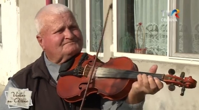 “Vedere cu olteni”: Vioristul comunei Stoina | VIDEO   
