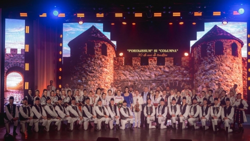 30 de ani de tradiție și excelență - Ansamblurile „Porolissum” și „Columna”, într-un spectacol aniversar prezentat de Iuliana Tudor, la TVR 1
