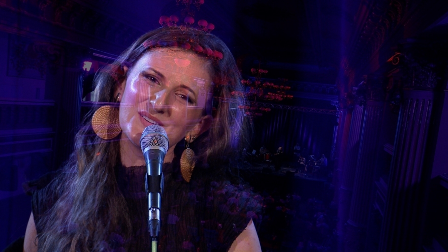 Călătorie muzicală unică la TVR 2: „Vento Leste”, concertul artistei Mara Halunga