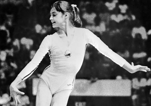 „Anul Nadia Comăneci”, ediție specială la TVR Sport: primul interviu al Nadiei și imaginile rare din „fabrica de medalii” de la Onești