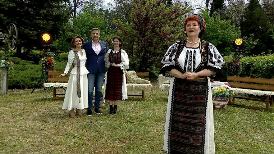 (w882) Veta Biris