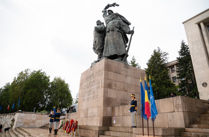 (w882) Ora Regelu