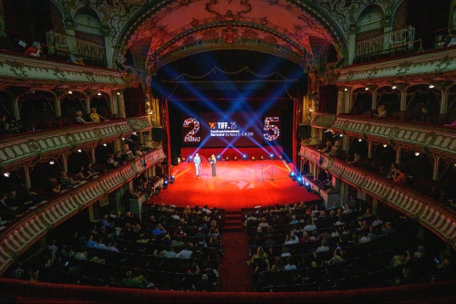 Gala Premiilor TIFF 2026, la TVR. Cele mai importante distincții ale ediției aniversare TIFF.25 ajung pe micul ecran