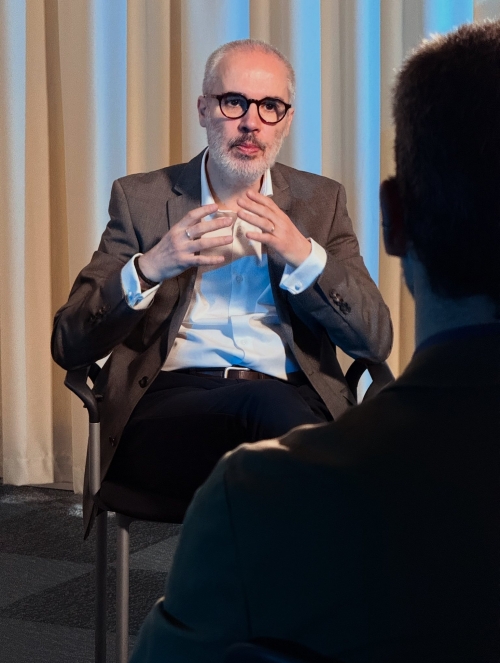 (w500) interviu M
