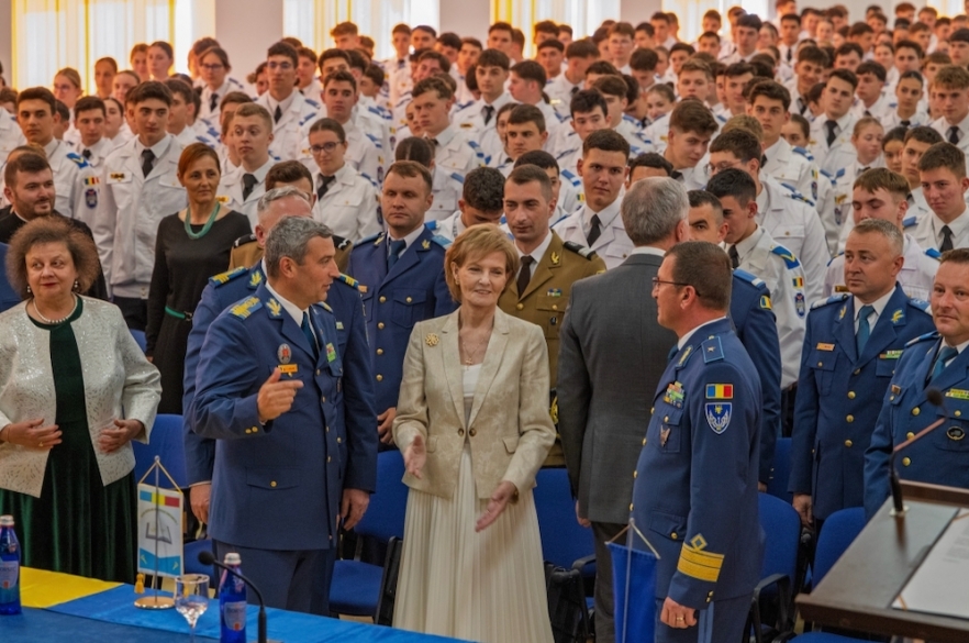 (w882) La Colegiu