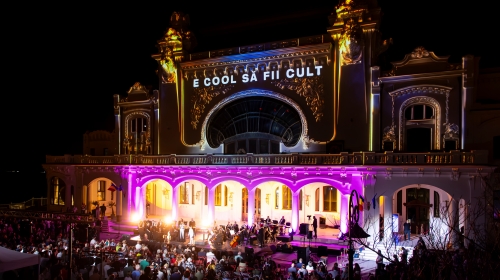 „E cool să fii cult!