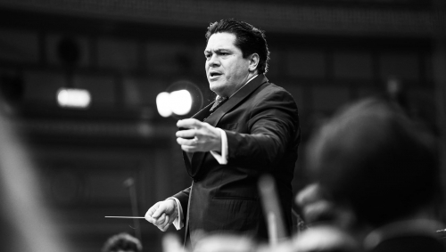 Concursul Internațional „George Enescu” 2026 debutează la Ateneul Român, cu un concert-eveniment sub bagheta maestrului Cristian Măcelaru