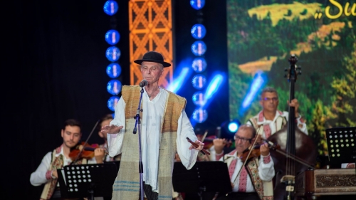 Virtuozitate și sonorităţi populare surprinzătoare, în a doua ediţie „best of” din Festivalul „Sus la munte, la Muscel” - duminică, la TVR 1