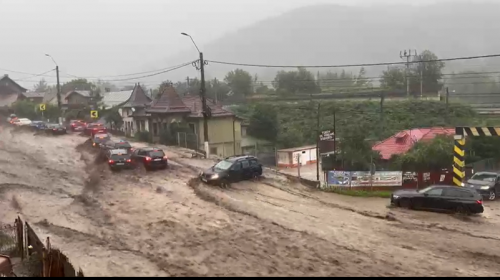 Bilanț critic al instabilității atmosferice: Zeci de localități afectate de inundații și viituri