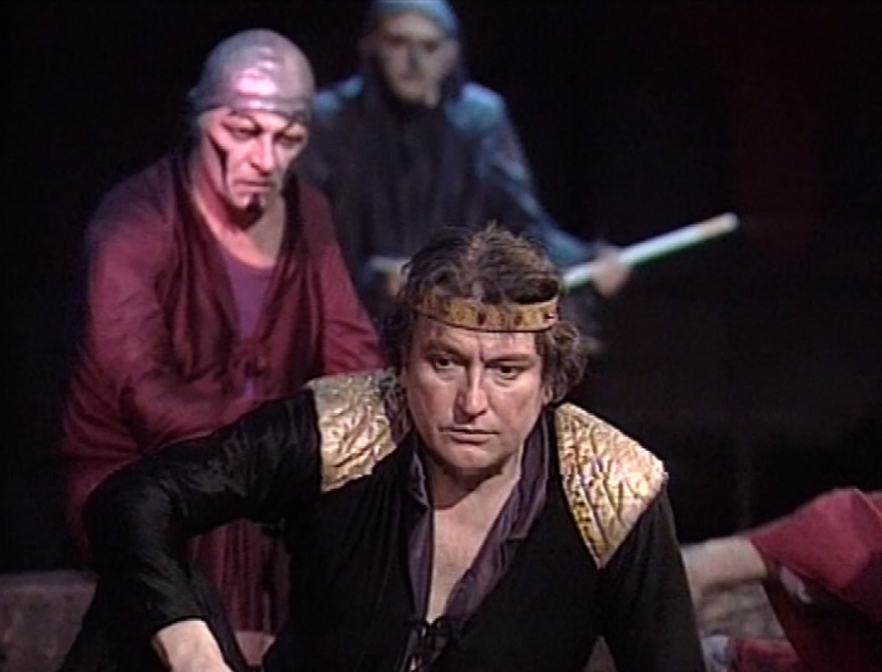 (w882) Caligula /