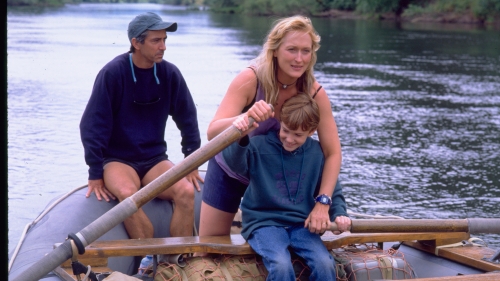 Meryl Streep, la rame. Filmul „Râul ucigaș”, în premieră la TVR 1