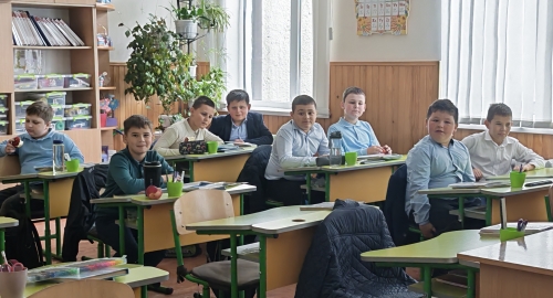 Situația școlilor românești din Ucraina, subiectul ediției „Prezențe românești” de duminică, 25 octombrie