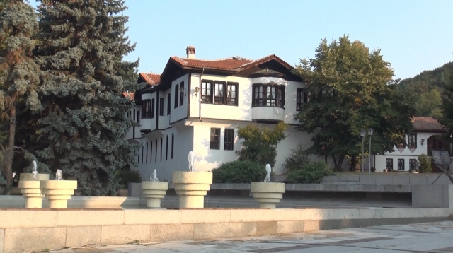 (w640) Kalofer /