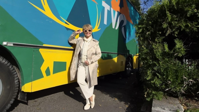 Regal de vedete la „Poarta Pangrati”: Cine sunt invitații de top care fac spectacol săptămâna aceasta la TVR 2!